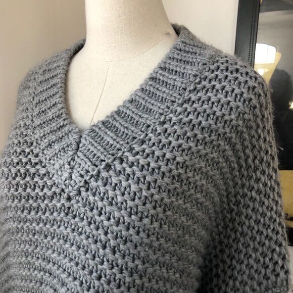 Elan Chunky Knit Cropped Vneck Sweater Grey S - Picture 4 of 9